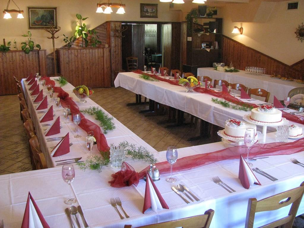 Hotel & Restaurant Signal Pardubice Eksteriør bilde